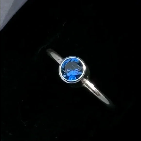 New bright Blue Spinel and solid Sterling Silver stacking Ring size 8.5 or 9 - Picture 5 of 8